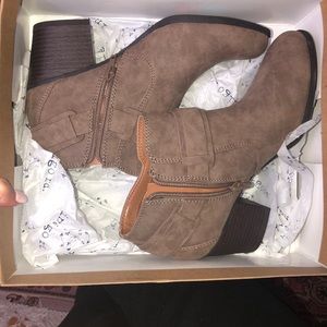 Indigo boots for sale!